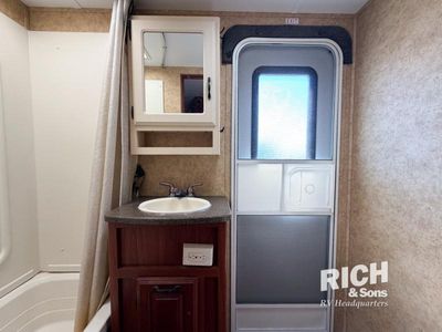 2010 Keystone Outback - Photo 23