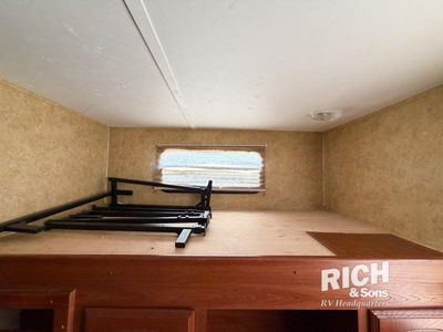 2010 Keystone Outback - Photo 22