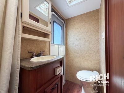 2010 Keystone Outback - Photo 24