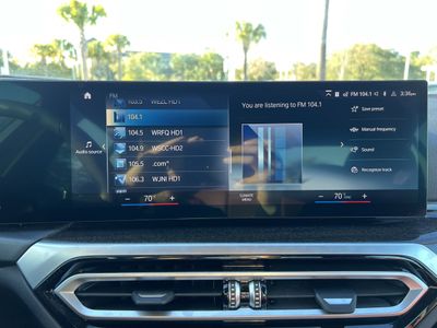 2023 BMW 3 Series 330e - Photo 23