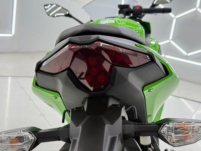 2026 Kawasaki Ninja 500 - Photo 14