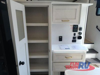 2023 Dutchmen RV Astoria - Photo 17