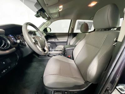 2023 Toyota Tacoma — photo 12 view