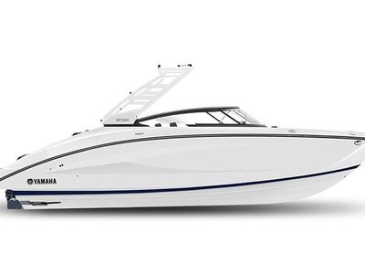 2025 Yamaha Boats 252S 4STAR- WHITE-PAINTED - Photo 2