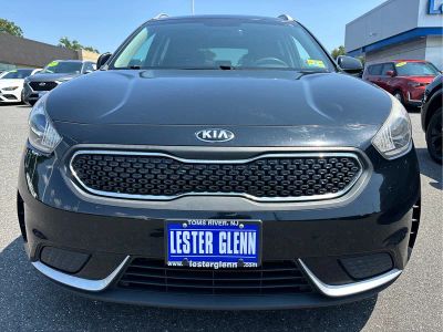2018 Kia Niro — interior view