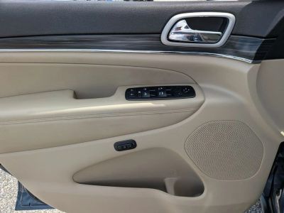 2020 Jeep Grand Cherokee - Photo 24