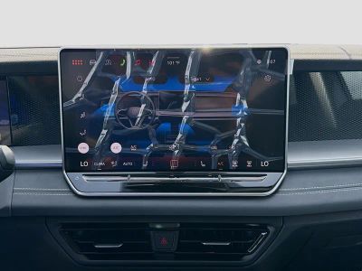 2026 Volkswagen Tiguan — photo 12 view