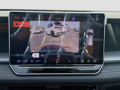 2026 Volkswagen Tiguan — photo 13 view