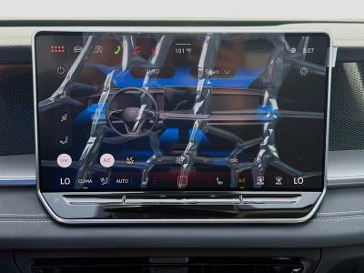 2026 Volkswagen Tiguan — photo 14 view