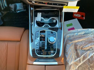 2026 BMW X7 - Photo 9