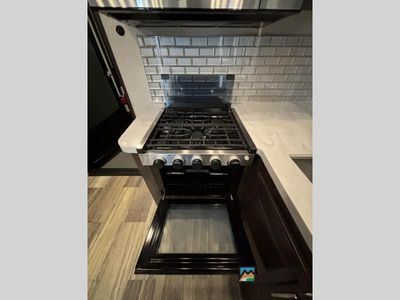 2020 Dutchmen Voltage — photo 44 view