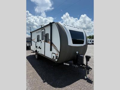 2021 Palomino PaloMini — rear three-quarter view