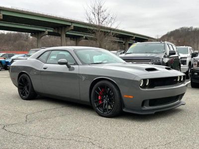 2023 Dodge Challenger SRT Hellcat Jailbreak in Destroyer Gray Clearcoat — front three-quarter view