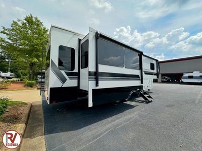 2026 Montana High Country 290RL - Photo 4