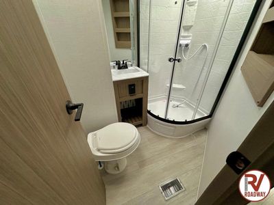 2025 Wildwood 29VBUD - Photo 31