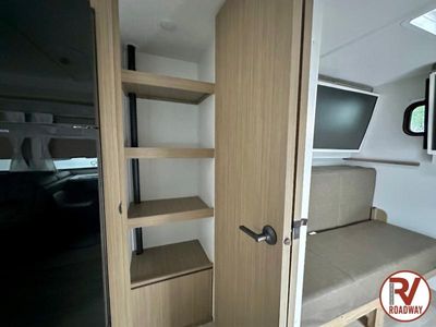 2025 Wildwood 29VBUD - Photo 23