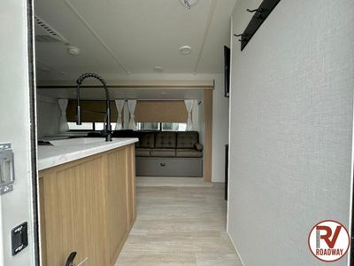 2025 Wildwood 29VBUD - Photo 12