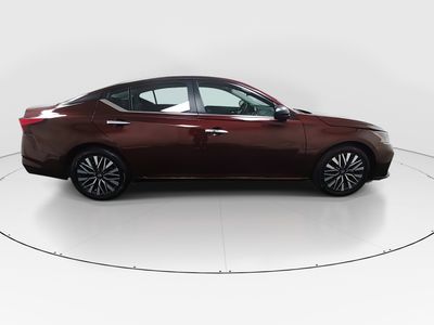 2024 Nissan Altima - Photo 8