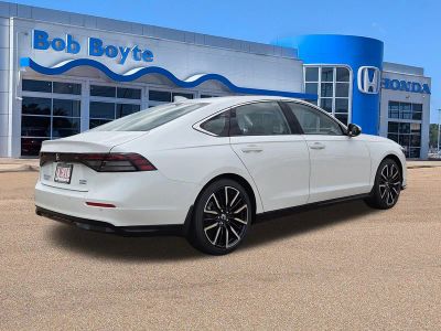 2026 Honda Accord Hybrid - Photo 5
