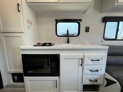 2026 Jayco Jay Flight SLX - Photo 9