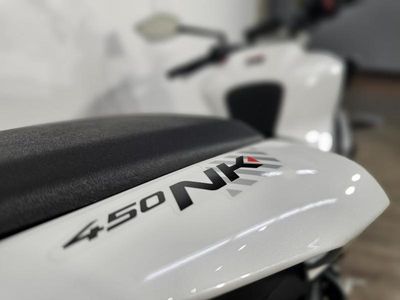 2025 CFMOTO 450NK - Photo 14