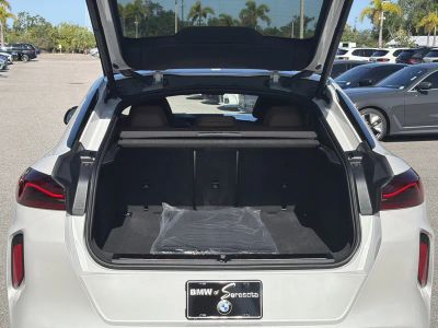 2026 BMW X6 M — photo 10 view
