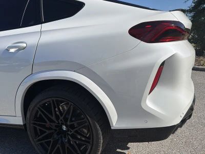 2026 BMW X6 M — photo 9 view