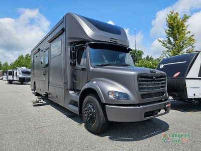 2026 Newmar Super Star — side profile view