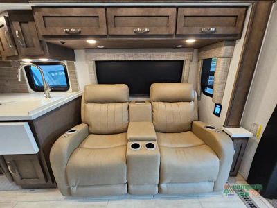 2026 Newmar Super Star — photo 48 view