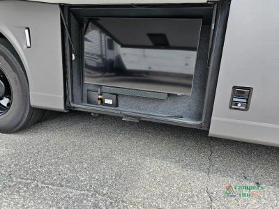 2026 Newmar Super Star — photo 17 view