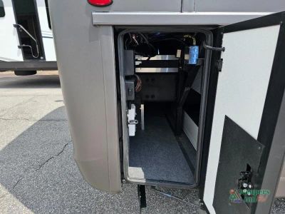 2026 Newmar Super Star — photo 20 view