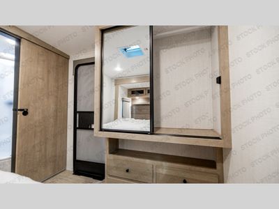 2024 Palomino SolAire - Photo 43