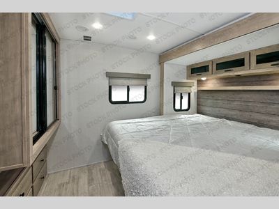 2024 Palomino SolAire - Photo 44