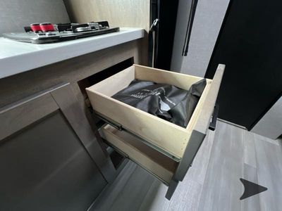 2025 Wayfinder RV Go Play — photo 21 view
