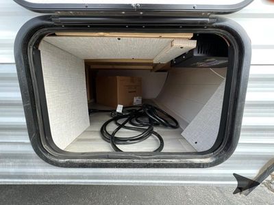2025 Wayfinder RV Go Play — engine compartment view
