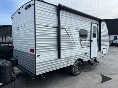 2025 Wayfinder RV Go Play — rear three-quarter view