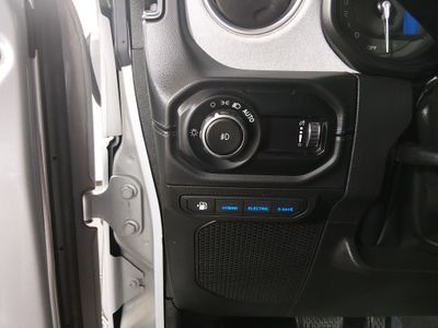 2024 Jeep Wrangler 4xe - Photo 13