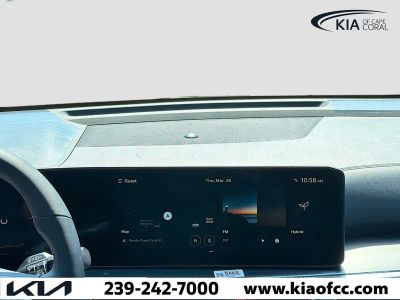 2026 Kia Sorento Hybrid — photo 17 view