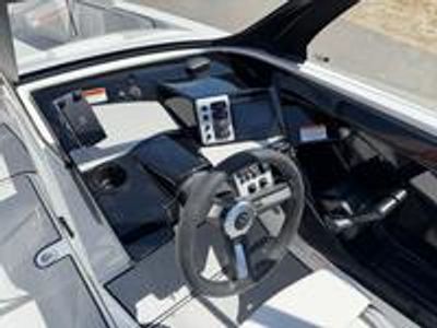 2026 Yamaha AR220 — photo 10 view