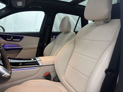 2026 Mercedes-Benz GLC — photo 13 view