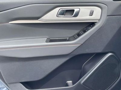 2026 Ford Explorer — photo 10 view