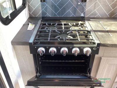 2022 Coachmen RV Apex - Photo 19