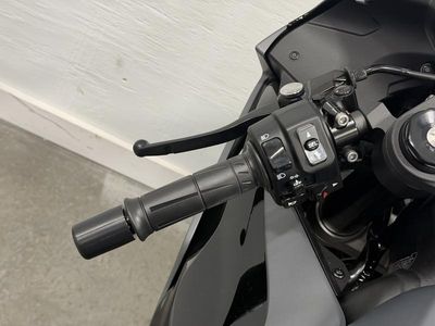 2026 Kawasaki Ninja ZX-6R - Photo 12