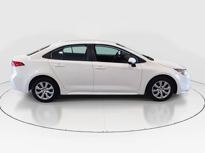 2024 Toyota Corolla — photo 8 view