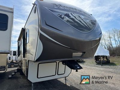 2015 Keystone RV MONTANA MOUNTAINEER - Photo 1