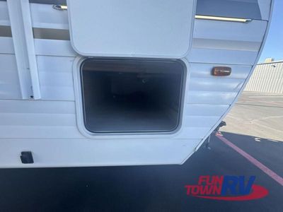 2025 Forest River RV Wildwood - Photo 13