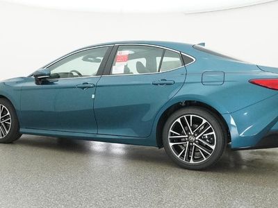 2026 Camry XLE — photo 11 view