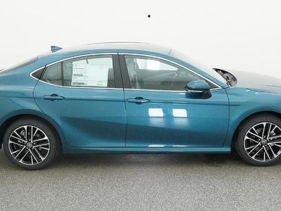 2026 Camry XLE — photo 10 view