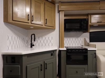 2026 NeXus RV Wraith - Photo 7