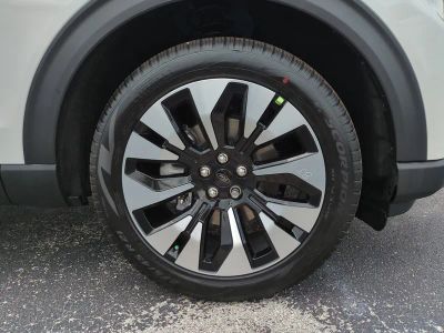 2026 Ford Explorer — photo 11 view